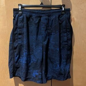 Lululemon men’s pace breaker lined shorts 9 inch